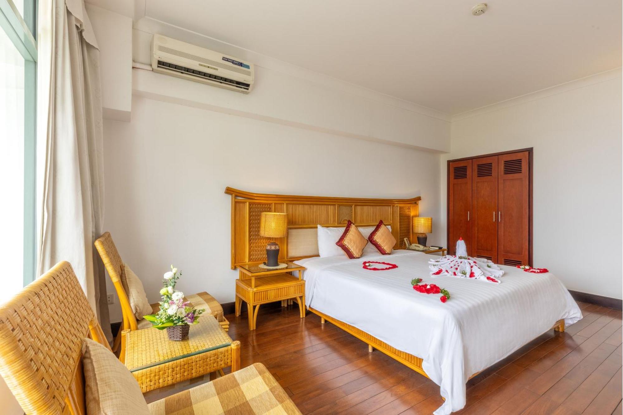Thang Loi Hotel Hanoi Exterior photo
